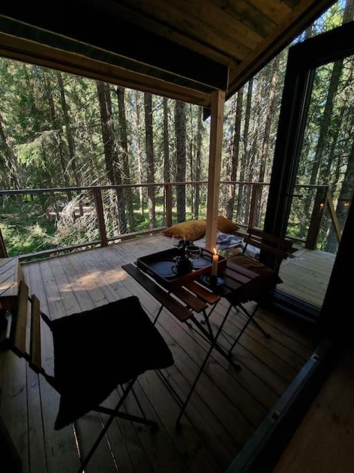 Hotel Treetop Ekne - Hytte I Skogen Med Hengebru à Levanger Extérieur photo
