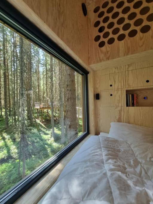 Hotel Treetop Ekne - Hytte I Skogen Med Hengebru à Levanger Extérieur photo